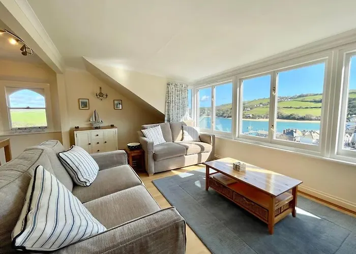 Salcombe - 2 Bedroom Flat, Fantastic Harbour Views